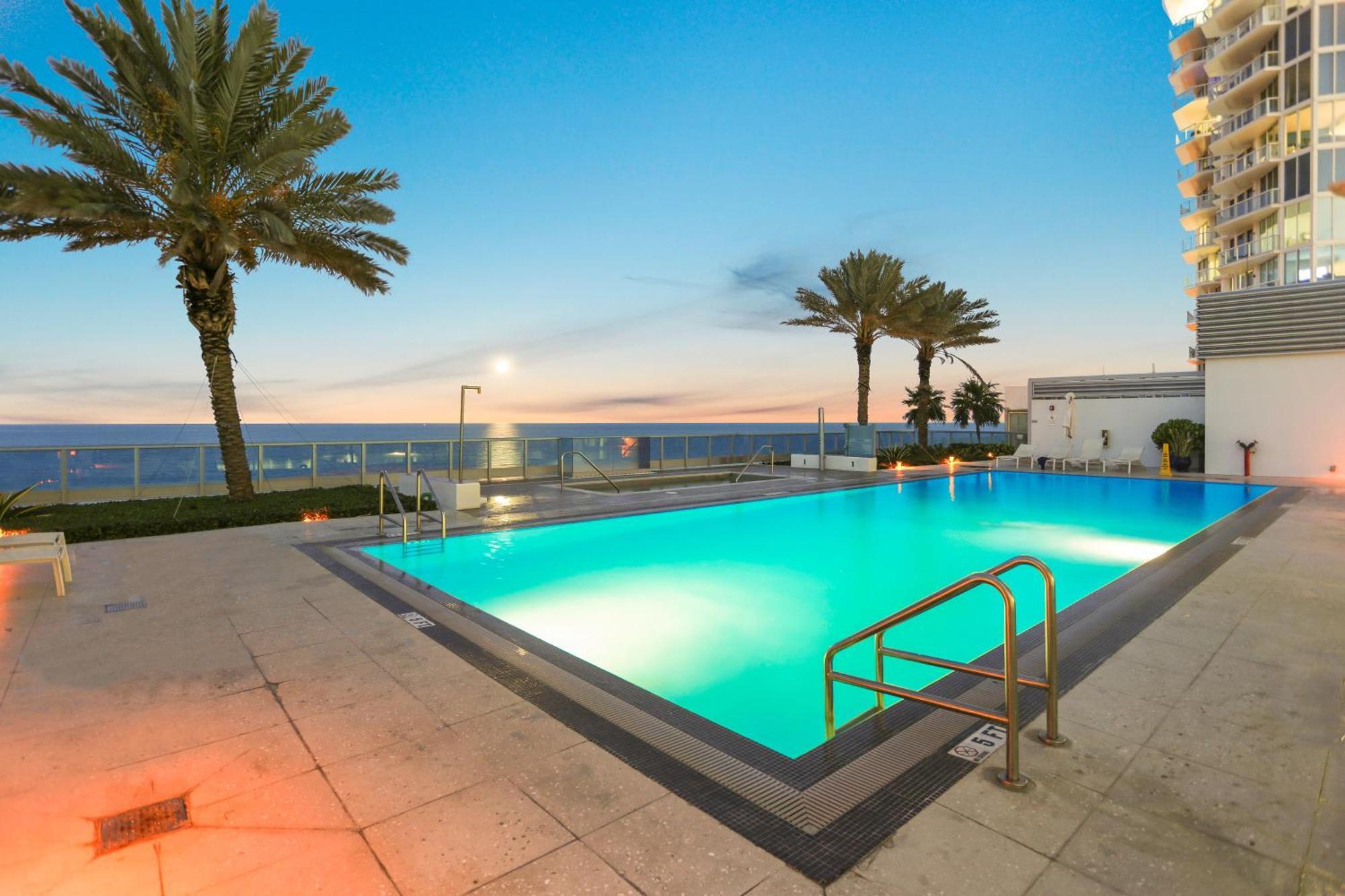 Montecarlo Miami Beach Zewnętrze zdjęcie